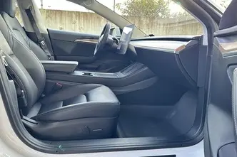 Tesla Model 3, 100 kW, elekter, automaat, tagavedu