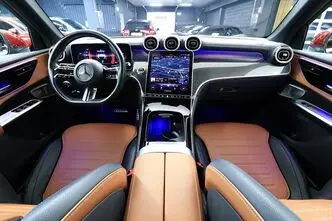Mercedes-Benz GLC 300, 2.0, 150 kW, подключаемый гибрид, автомат, полный привод