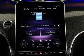 Mercedes-Benz GLC 300, 2.0, 150 kW, подключаемый гибрид, автомат, полный привод