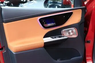 Mercedes-Benz GLC 300, 2.0, 150 kW, подключаемый гибрид, автомат, полный привод