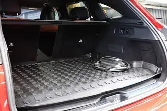 Mercedes-Benz GLC 300, 2.0, 150 kW, подключаемый гибрид, автомат, полный привод