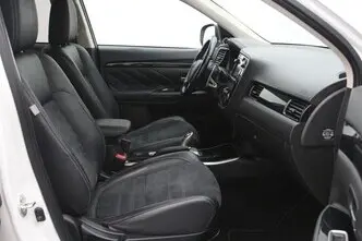 Mitsubishi Outlander, 2.0, 89 kW, pistikhübriid, automaat, nelikvedu