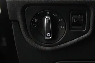 Volkswagen Touran, 1.6, 81 kW, diisel, automaat, esivedu