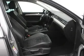 Volkswagen Passat, 1.4, 110 kW, bensiin, automaat, esivedu