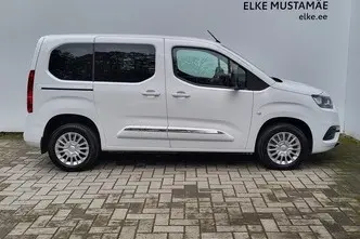 Toyota Proace City, 1.5, 96 kW, дизель, автомат, передний привод