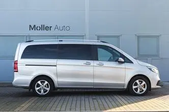 Mercedes-Benz V 220, 2.2, 120 kW, petrol, automatic