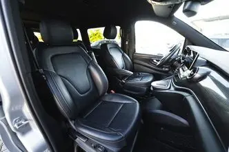 Mercedes-Benz V 220, 2.2, 120 kW, petrol, automatic