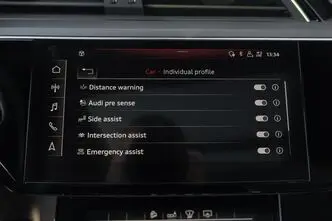 Audi e-tron, 300 kW, electric, automatic, four-wheel drive