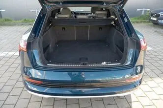 Audi e-tron, 300 kW, electric, automatic, four-wheel drive