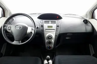 Toyota Yaris, 1.3, 64 kW, bensiin, automaat