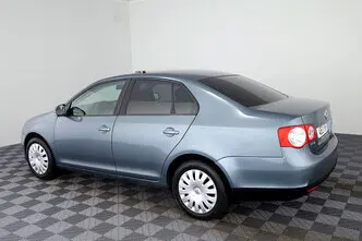 Volkswagen Jetta, 1.6, 75 kW, bensiin, manuaal, esivedu