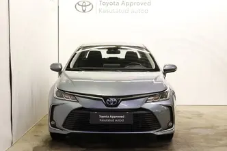 Toyota Corolla, 1.8, 72 kW, hybrid, automatic, front-wheel drive