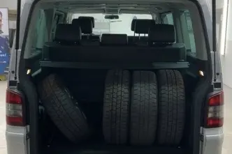 Volkswagen Multivan, 2.5, 128 kW, diisel, automaat, esivedu