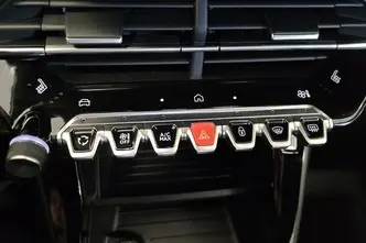 Peugeot 2008, electric, automatic, front-wheel drive