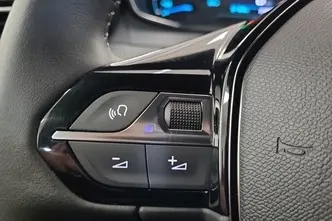 Peugeot 2008, electric, automatic, front-wheel drive