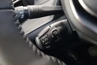 Peugeot 2008, electric, automatic, front-wheel drive