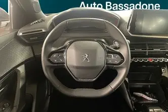Peugeot 2008, electric, automatic, front-wheel drive