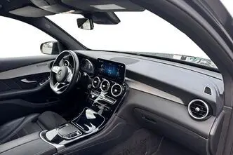 Mercedes-Benz GLC 200, 2.0, 120 kW, diesel, automatic, rear-wheel drive