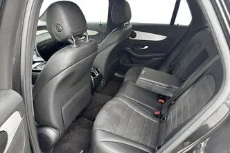 Mercedes-Benz GLC 200, 2.0, 120 kW, diesel, automatic, rear-wheel drive
