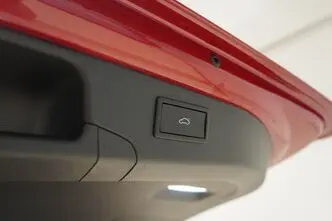Škoda Superb, 1.5, 110 kW, гибрид, автомат, передний привод
