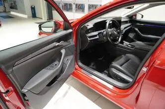 Škoda Superb, 1.5, 110 kW, гибрид, автомат, передний привод