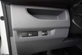 Peugeot Expert, 2.0, 106 kW, diesel, manual, front-wheel drive