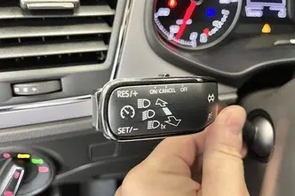 SEAT Leon, 1.5, 96 kW, cng, автомат, передний привод