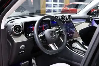 Mercedes-Benz GLC 300, 2.0, 150 kW, pistikhübriid, automaat, nelikvedu