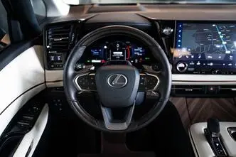 Lexus LM 350, 2.5, 140 kW, hübriid, automaat, nelikvedu