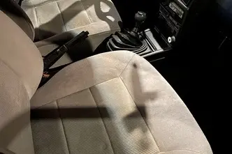 Audi 100, 2.2, 85 kW, bensiin, manuaal, esivedu