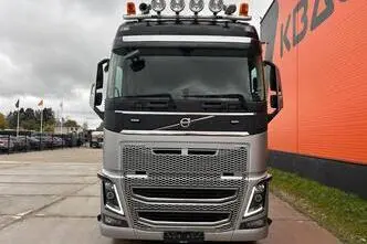 Volvo FH 16 650 8x4*4, 480 kW, diisel, automaat