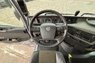 Volvo FH 16 650 8x4*4, 480 kW, diisel, automaat