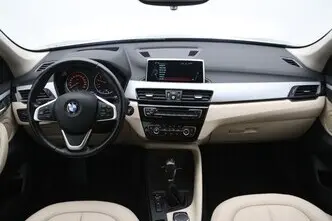 BMW X1, 2.0, 141 kW, bensiin, automaat, esivedu