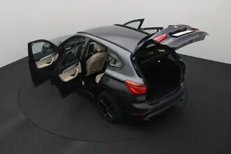 BMW X1, 2.0, 141 kW, bensiin, automaat, esivedu