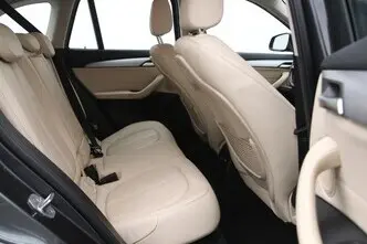 BMW X1, 2.0, 141 kW, bensiin, automaat, esivedu