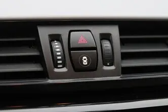 BMW X1, 2.0, 141 kW, bensiin, automaat, esivedu