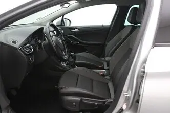 Opel Astra, 1.5, 90 kW, дизель, механическая, передний привод