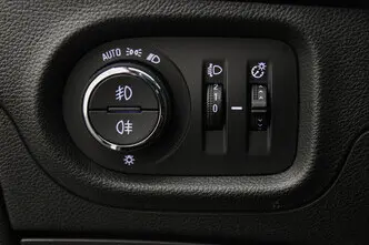 Opel Astra, 1.5, 90 kW, дизель, механическая, передний привод