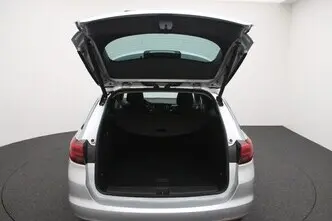 Opel Astra, 1.5, 90 kW, дизель, механическая, передний привод