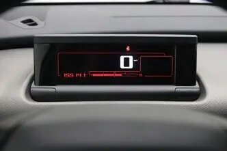Citroën C4 Cactus, 1.6, 73 kW, дизель, механическая, передний привод