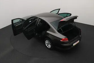 Volkswagen Passat, 1.4, 110 kW, бензин, автомат, передний привод