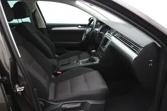 Volkswagen Passat, 1.4, 110 kW, бензин, автомат, передний привод