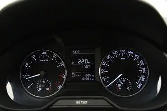 Škoda Octavia, 1.2, 63 kW, bensiin, manuaal, esivedu