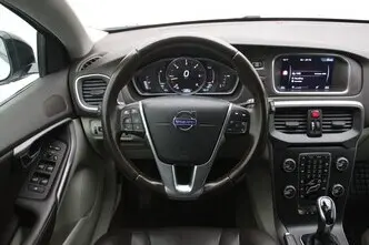 Volvo V40 Cross Country, 2.0, 110 kW, дизель, автомат, передний привод