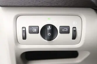 Volvo V40 Cross Country, 2.0, 110 kW, дизель, автомат, передний привод
