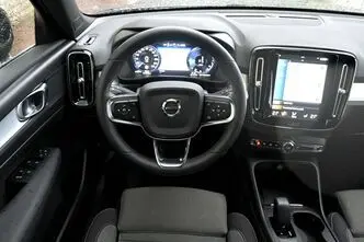 Volvo XC40, 1.5, 155 kW, бензин, автомат, передний привод