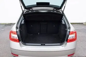 Škoda Octavia, 1.6, 85 kW, diisel, automaat, esivedu