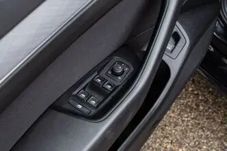 Volkswagen Passat, 2.0, 110 kW, diesel, automatic, front-wheel drive