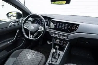 Volkswagen Taigo, 1.5, 110 kW, bensiin, automaat, esivedu