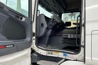 Scania G450 6x2*4, 331 kW, diesel, automatic